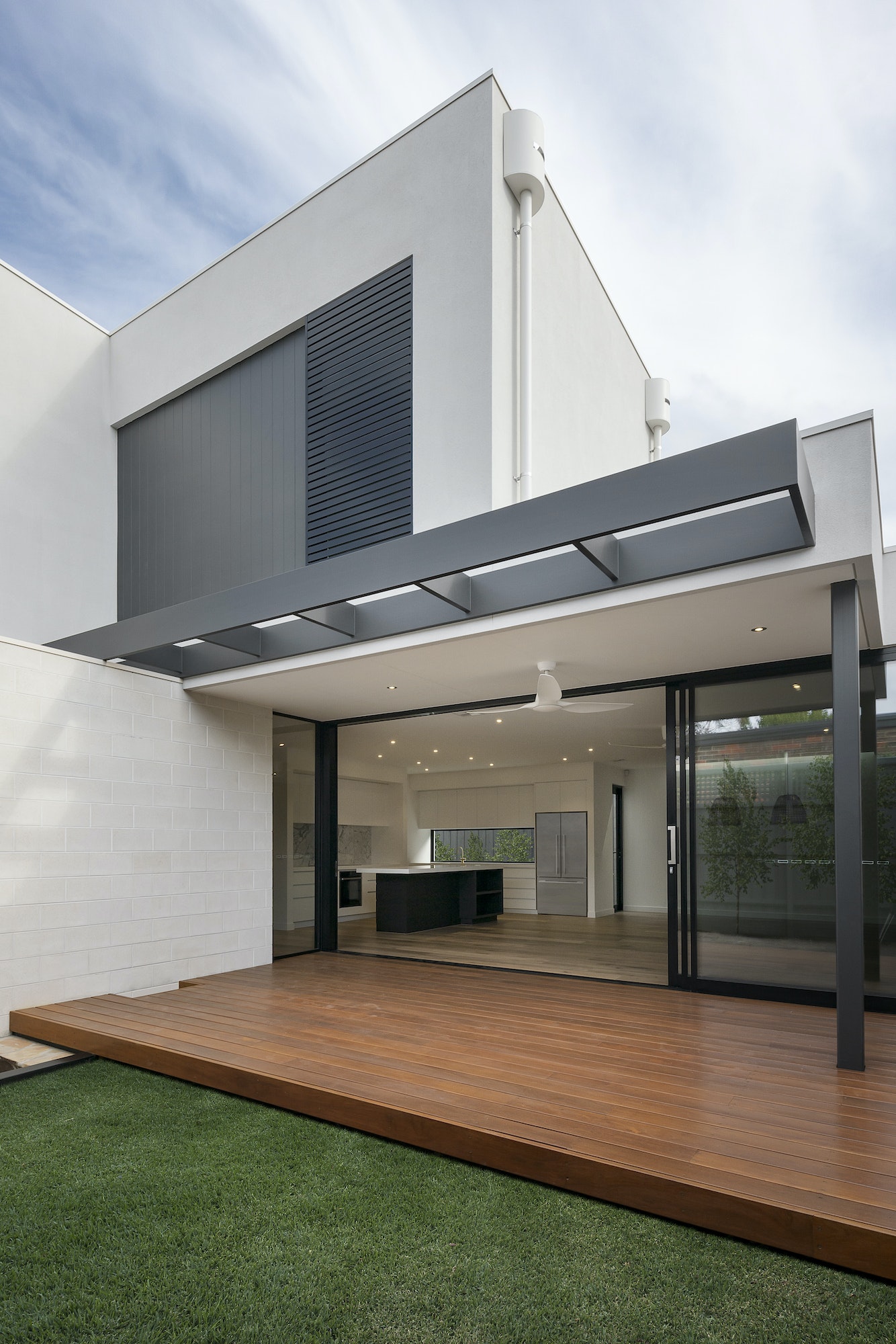 Inicio 8 modern house exterior 1